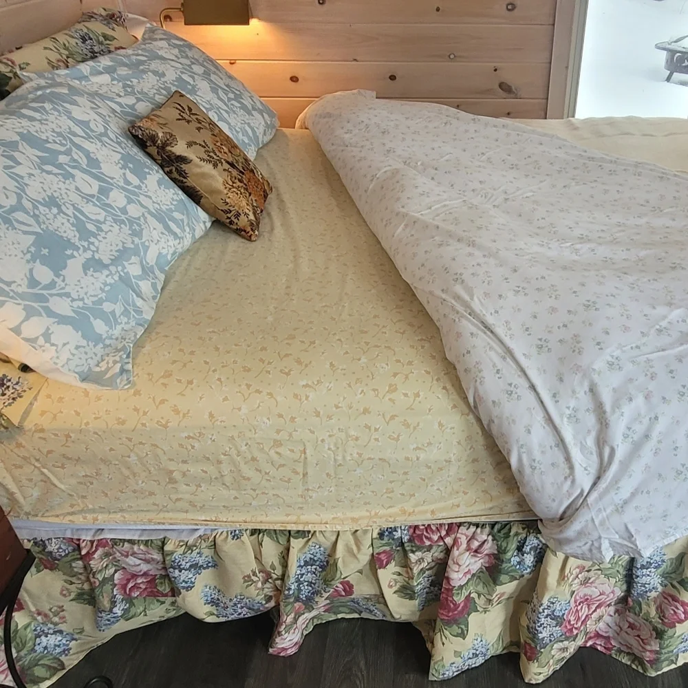 Y2K Martha Stewart Queen Size Bed Skirt And 2 Standard Shams 3pcs - Picture 4 of 13